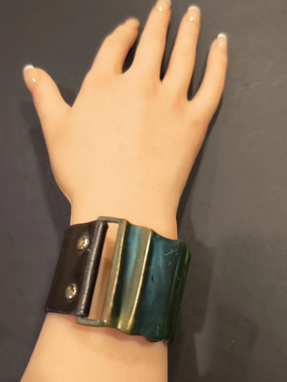 RLM Soho Robert Lee Morris Verdigris Green Patina Leather Cuff Bracelet Snap